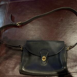 Vintage Coach Black Leather Crossbody 
(the low price is firm )